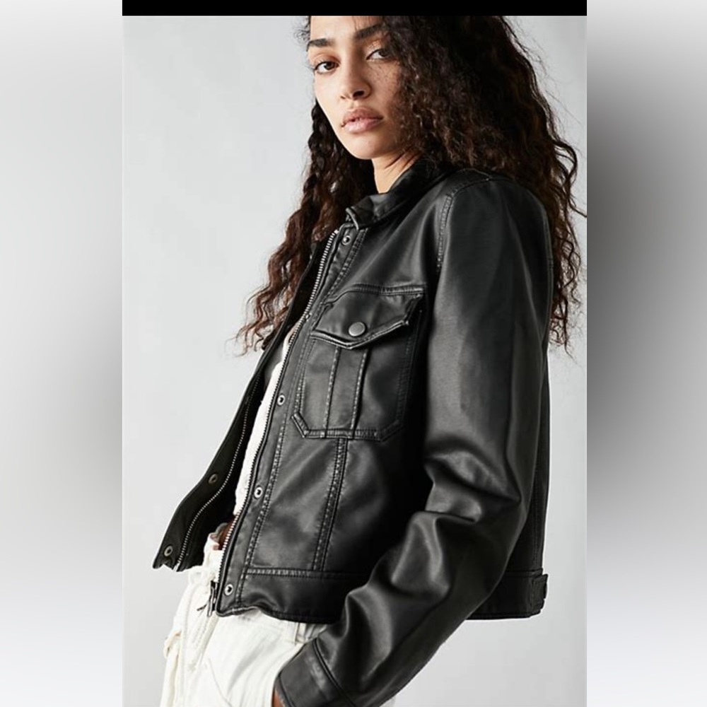 Free people Emma shrunken leather jacket size large